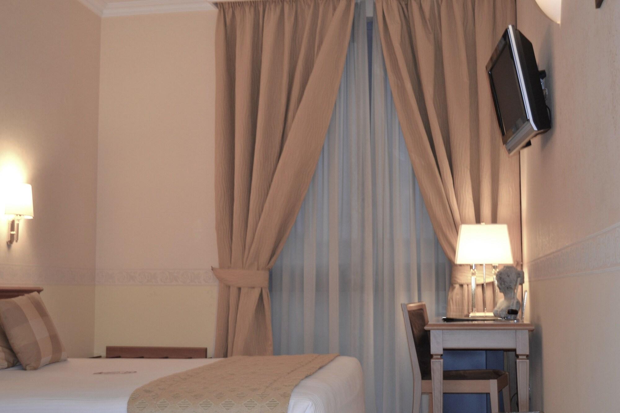 Seccy Hotel Boutique Art & Museum Fiumicino Exteriér fotografie