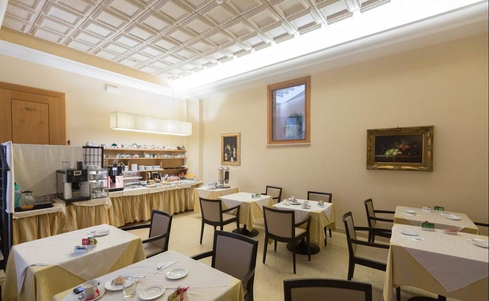 Seccy Hotel Boutique Art & Museum Fiumicino Exteriér fotografie