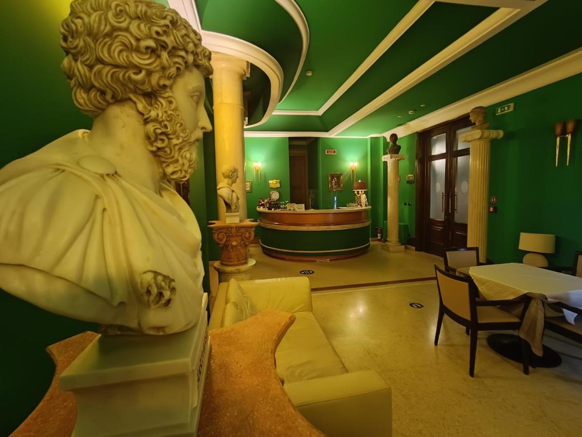 Seccy Hotel Boutique Art & Museum Fiumicino Exteriér fotografie