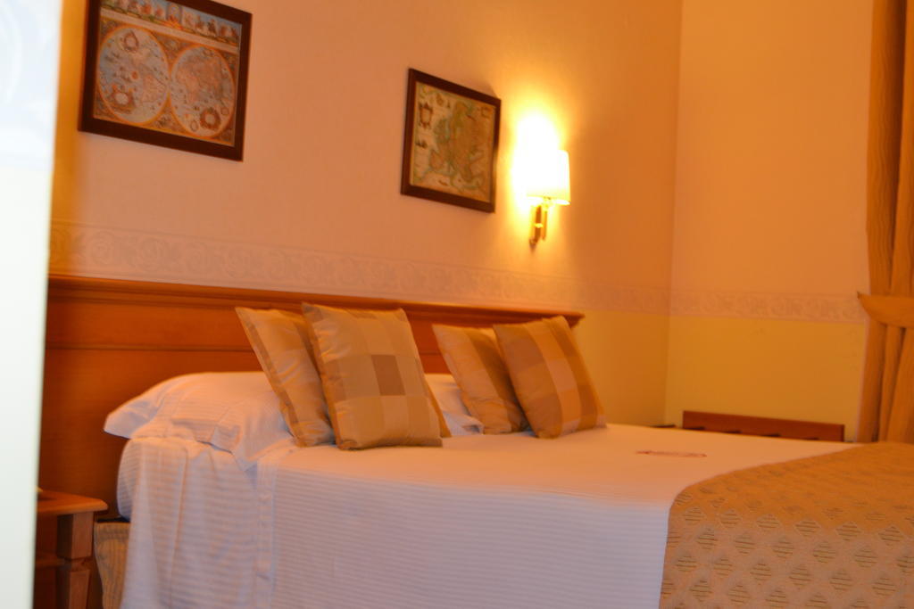 Seccy Hotel Boutique Art & Museum Fiumicino Pokoj fotografie