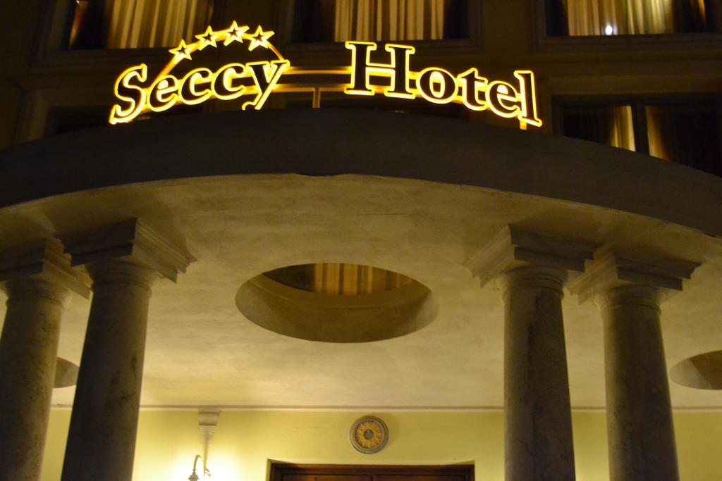 Seccy Hotel Boutique Art & Museum Fiumicino Exteriér fotografie